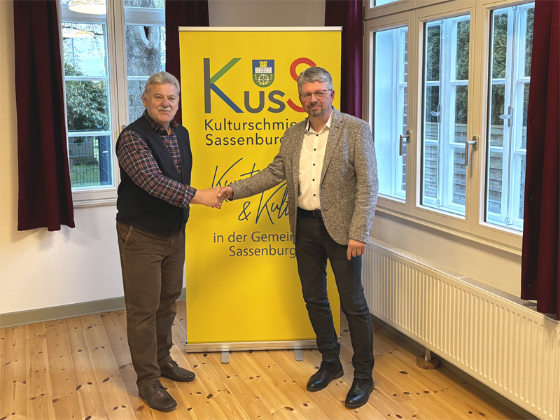 Vorstandswechsel: Günter Bischoff (l.) und Volker Arms (r.)